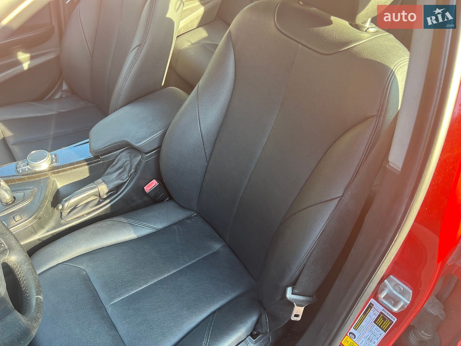 BMW 3 Series 2017 VIN WBA8A3C30HK692345 фото оголошення 23 з 46