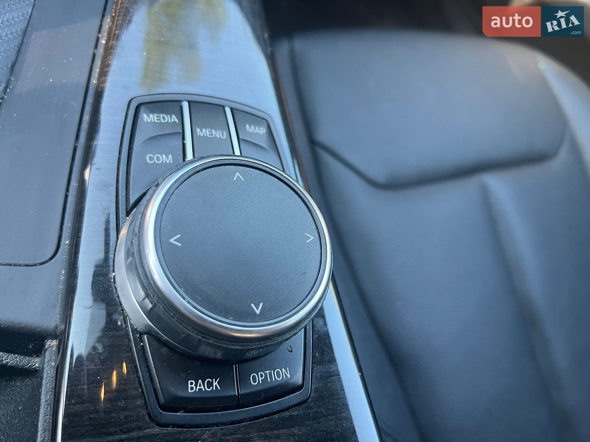 BMW 3 Series 2017 VIN WBA8A3C30HK692345 фото оголошення 40 з 46