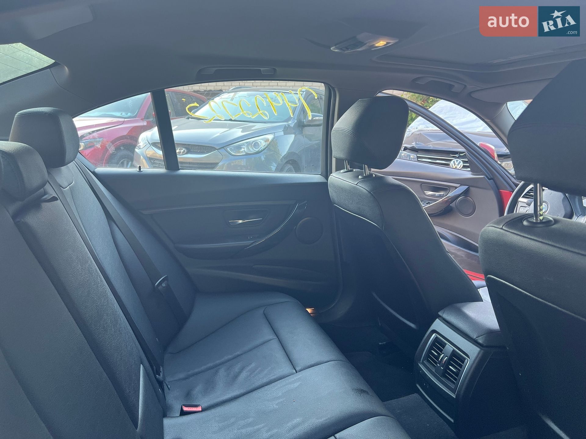 BMW 3 Series 2017 VIN WBA8A3C30HK692345 фото оголошення 31 з 46