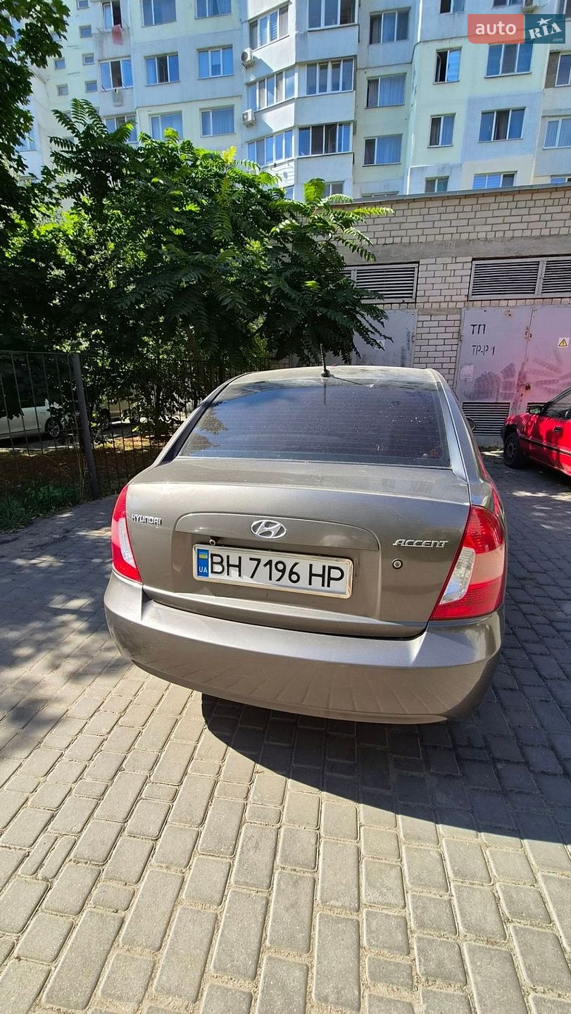 Hyundai Accent 2008 VIN Y6LCM41AP8L205808 фото оголошення 2 з 11