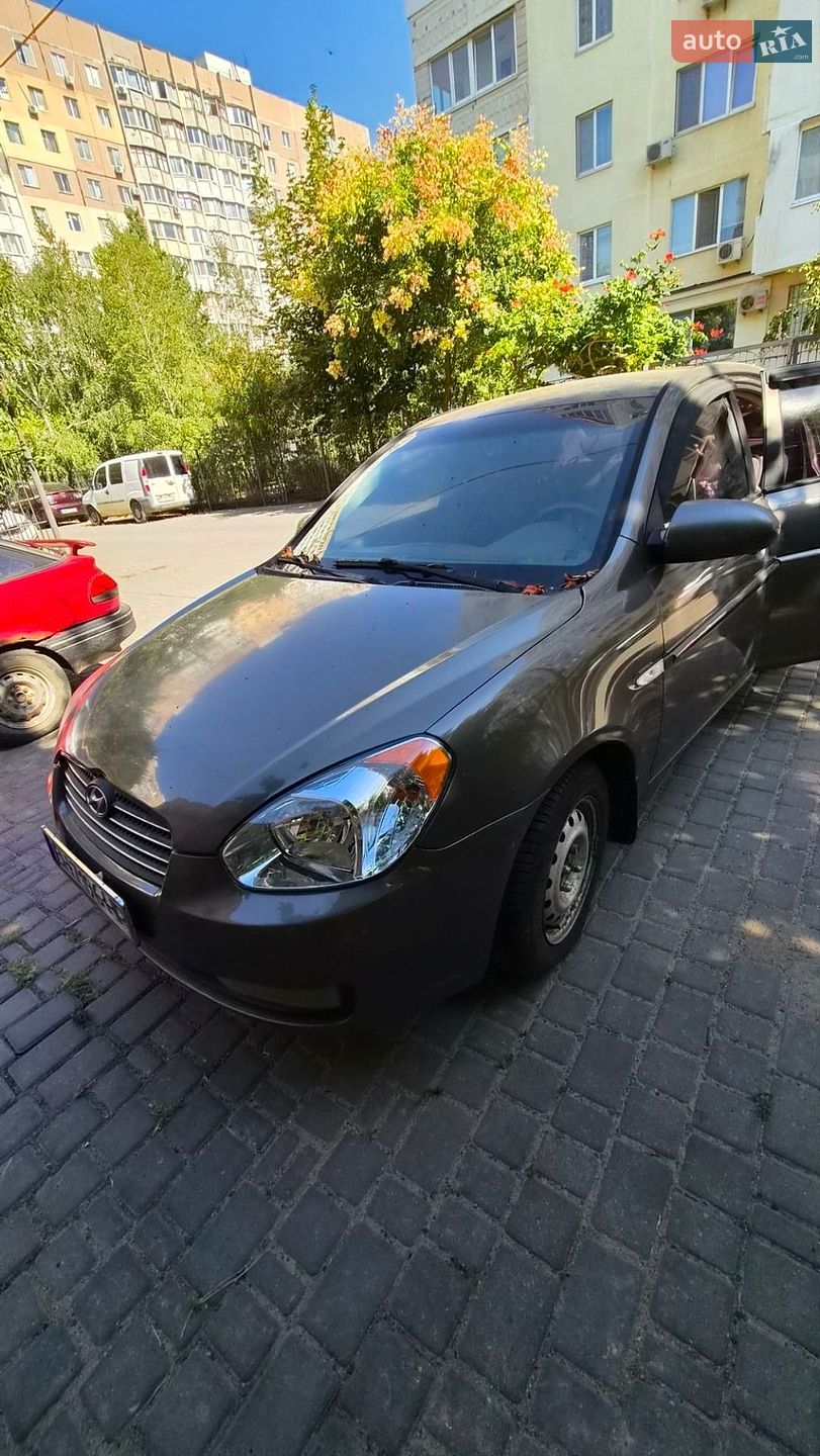 Hyundai Accent 2008 VIN Y6LCM41AP8L205808 фото оголошення 4 з 11