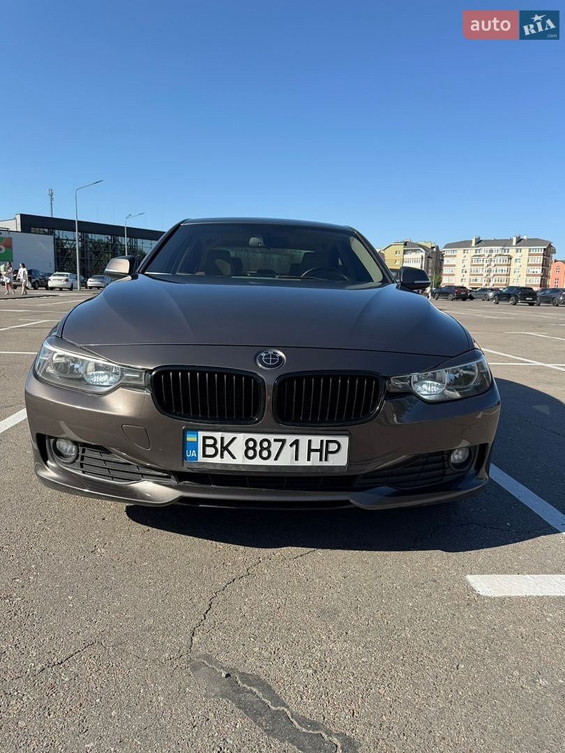 BMW 3 Series 2013 VIN WBA3B1G56ENS77113 фото оголошення 3 з 16