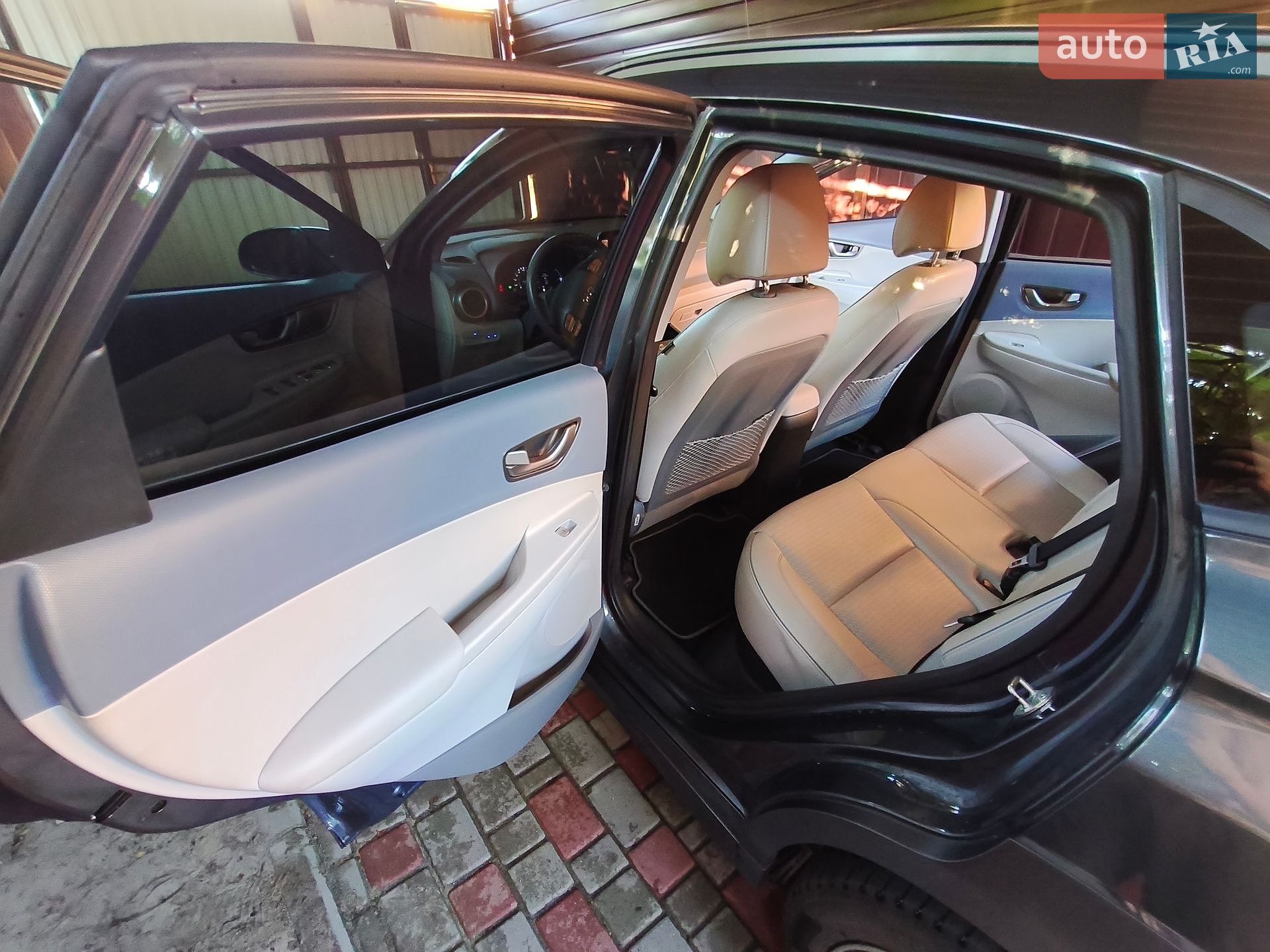 Hyundai Kona 2019 VIN KMHK581GFKU044882 фото оголошення 10 з 31