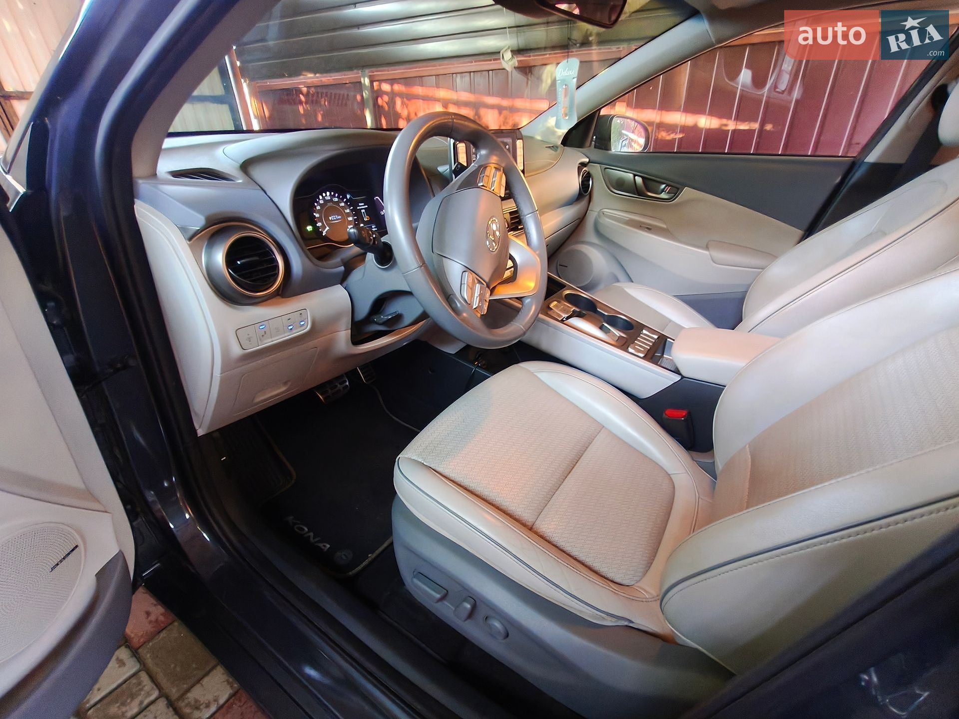 Hyundai Kona 2019 VIN KMHK581GFKU044882 фото оголошення 18 з 31