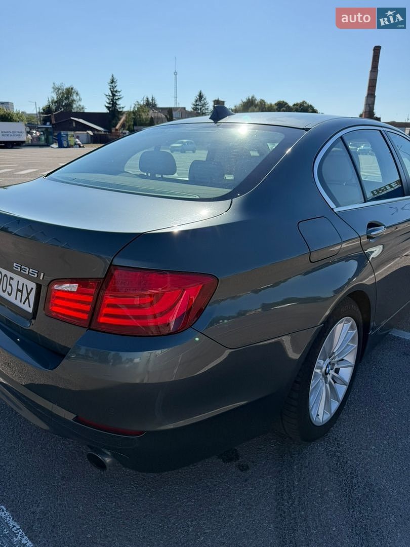 BMW 5 Series 2013 VIN WBAFU7C57DDU75820 фото оголошення 12 з 51