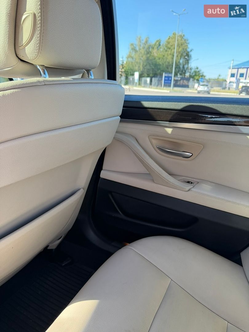 BMW 5 Series 2013 VIN WBAFU7C57DDU75820 фото оголошення 27 з 51
