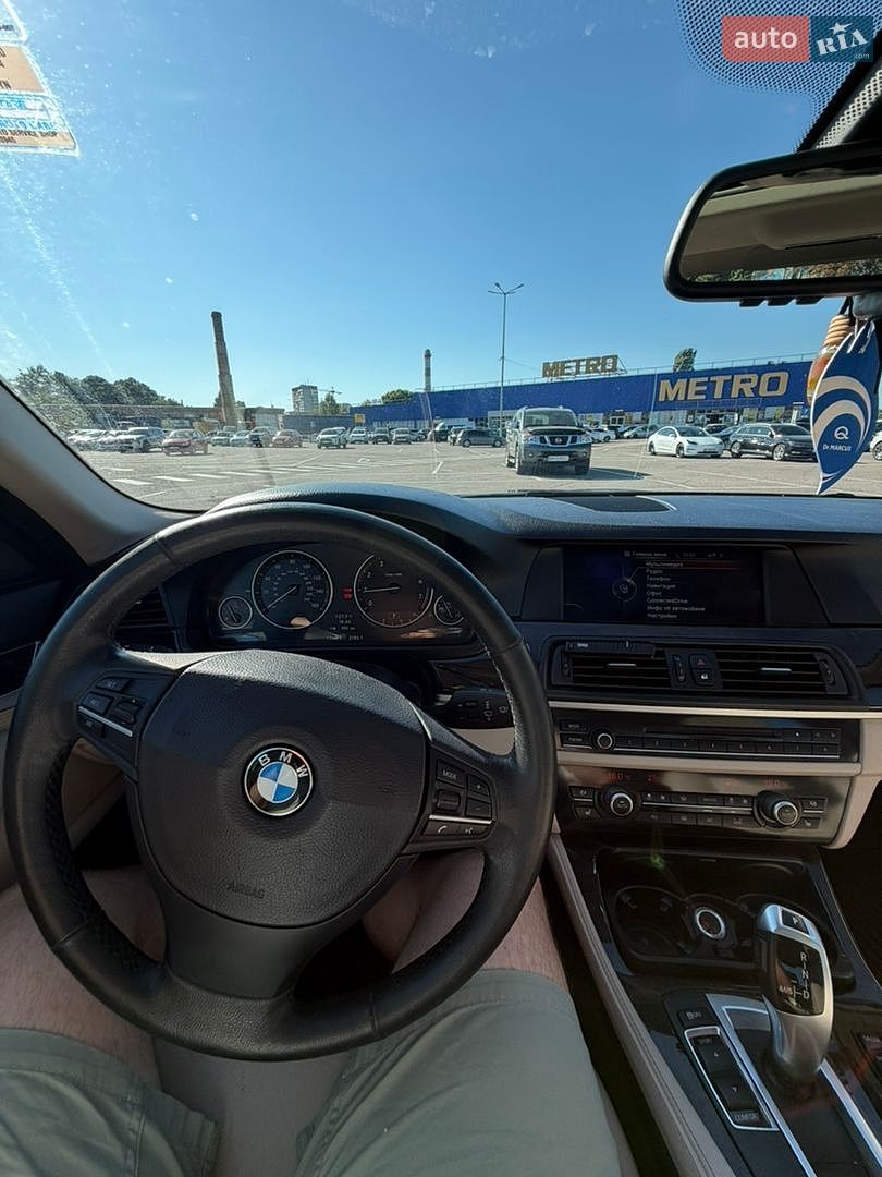 BMW 5 Series 2013 VIN WBAFU7C57DDU75820 фото оголошення 38 з 51