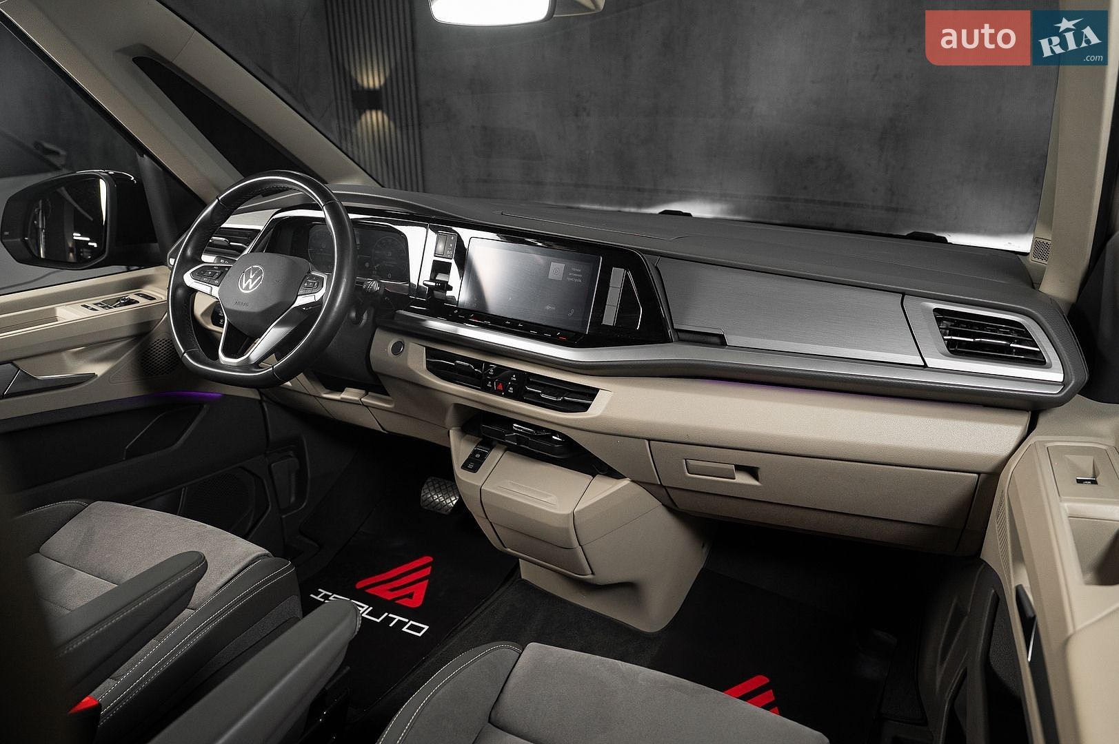 Volkswagen Multivan 2022 VIN WV2ZZZSTZNH007025 фото оголошення 28 з 34