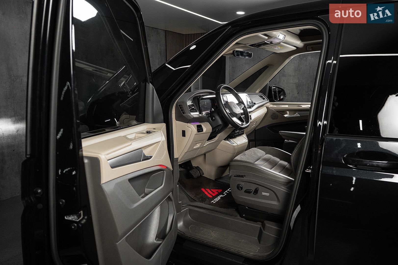 Volkswagen Multivan 2022 VIN WV2ZZZSTZNH007025 фото оголошення 24 з 34