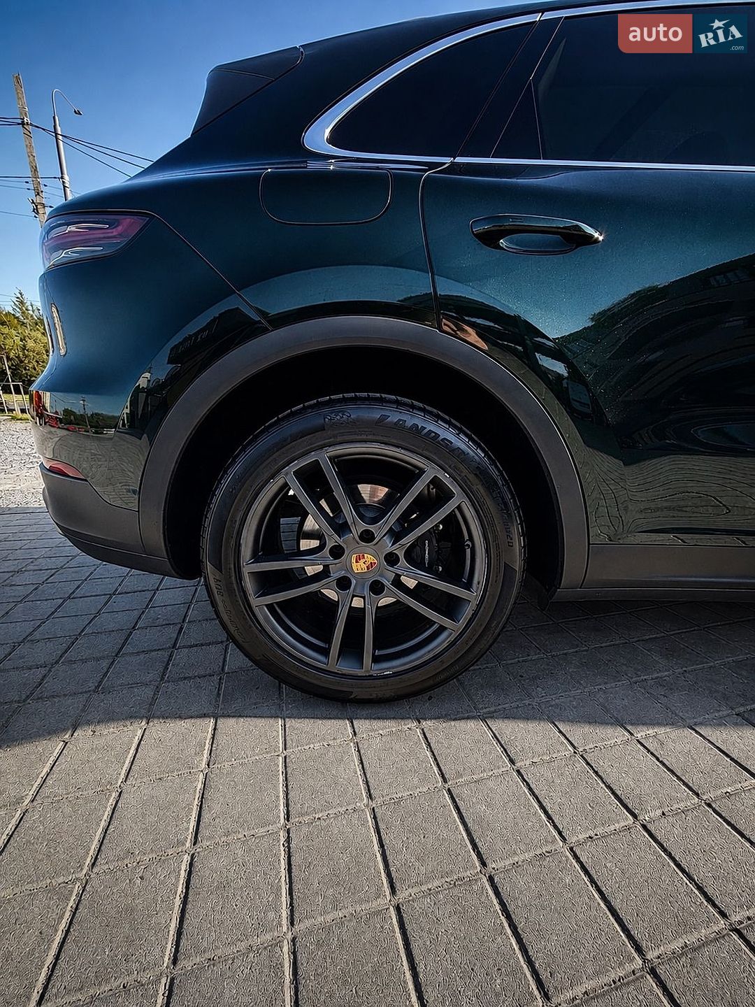 Porsche Cayenne 2020 VIN WP1AA2AY3LDA09367 фото оголошення 3 з 9