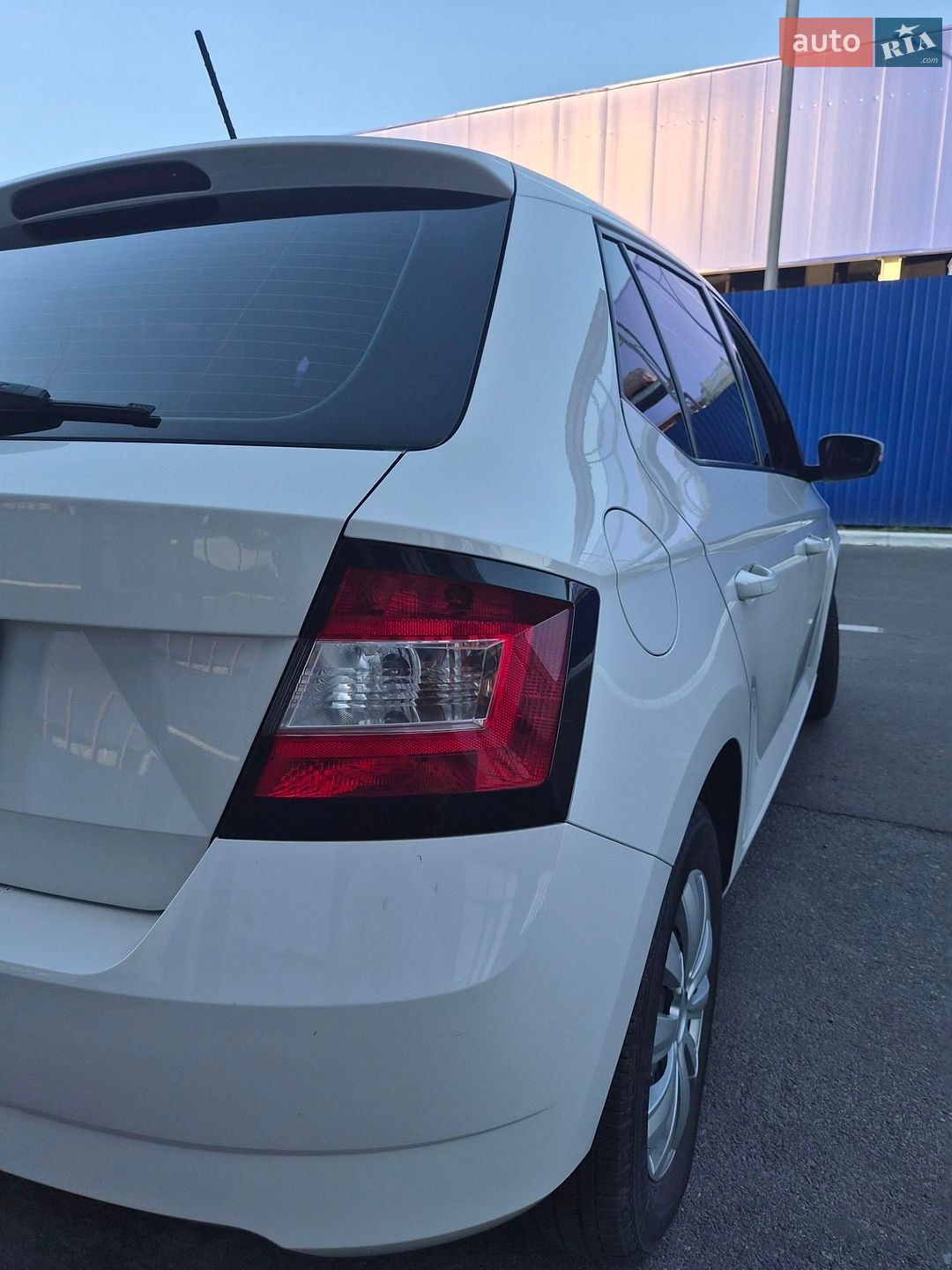 Skoda Fabia 2017 VIN TMBEB2NJ4JB500276 фото оголошення 6 з 20