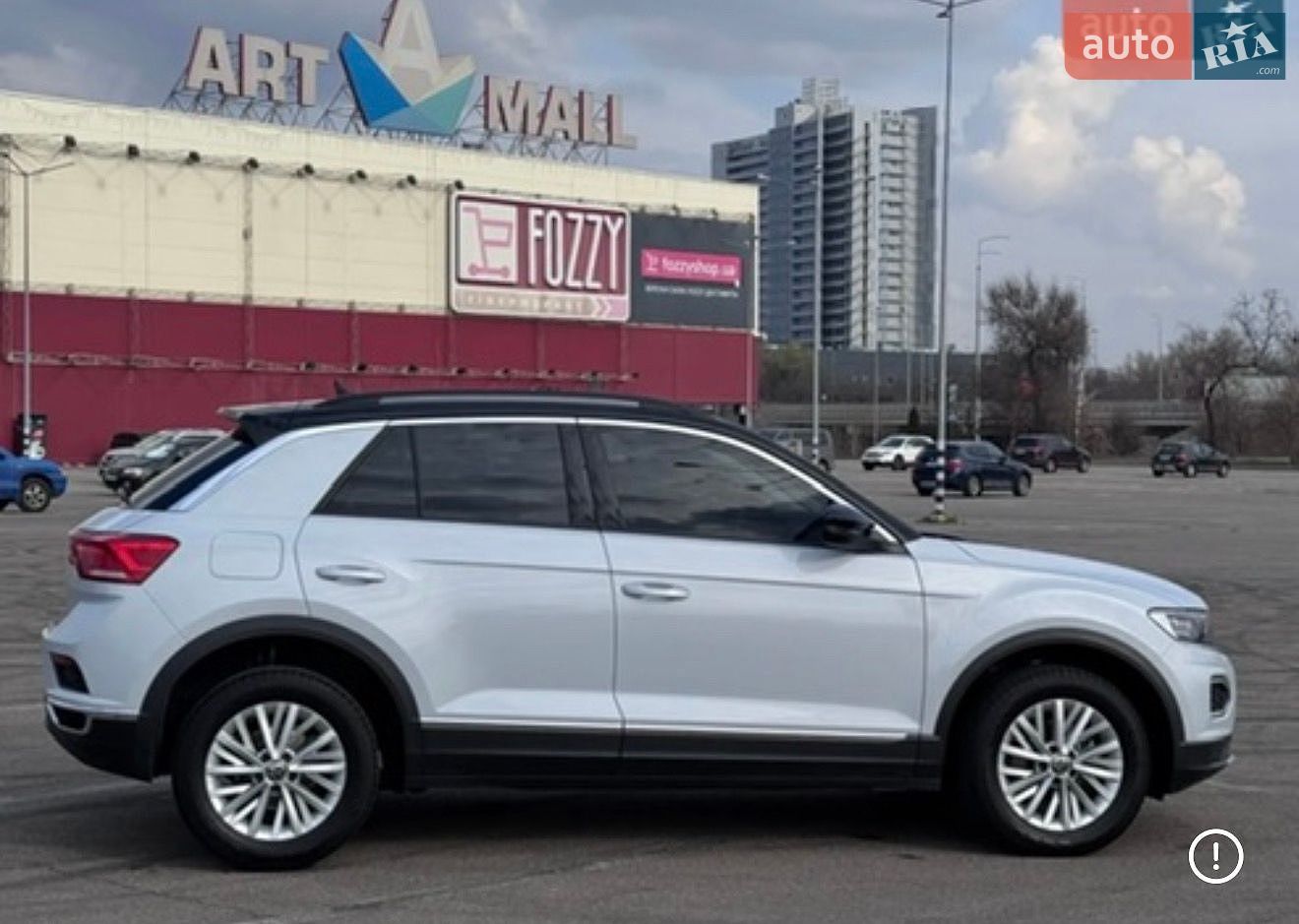 Volkswagen T-Roc 2021 VIN WVGZZZA1ZNV081884 фото оголошення 3 з 14