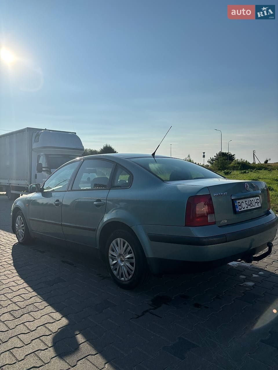 Volkswagen Passat 1997 VIN WVWZZZ3BZWP266223 фото оголошення 5 з 12