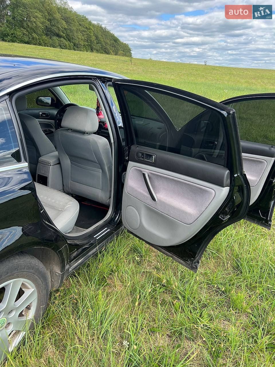 Volkswagen Passat 2002 VIN WVWZZZ3BZ3E227010 фото оголошення 5 з 7