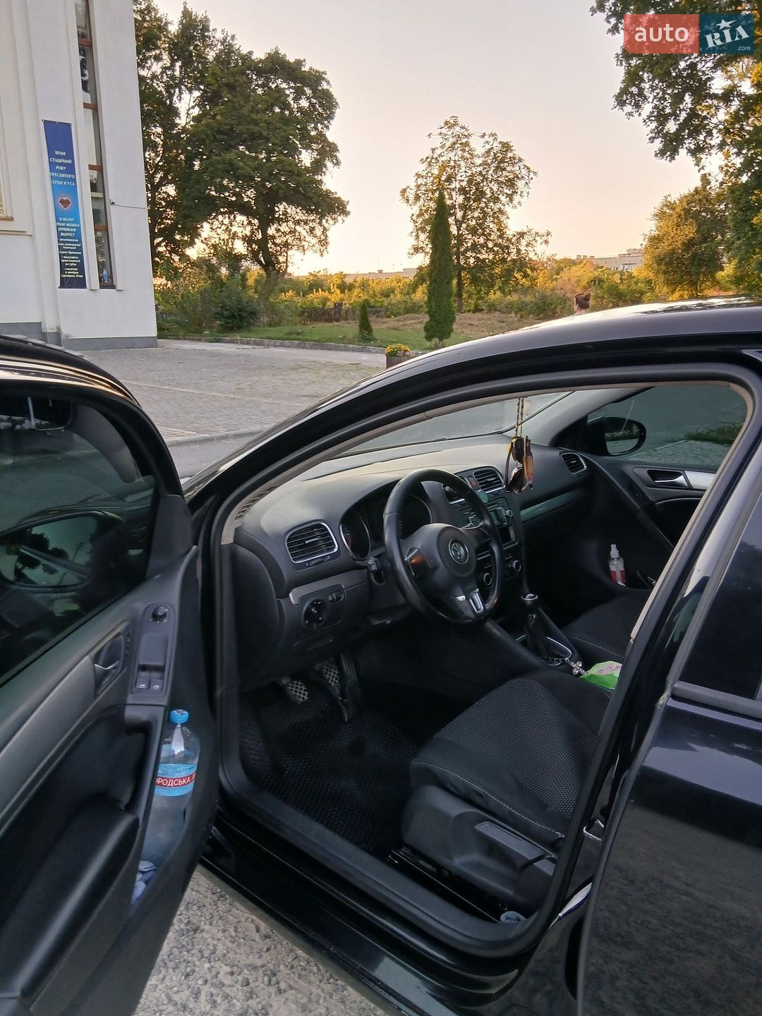 Volkswagen Golf 2010 VIN WVWZZZ1KZAW293915 фото оголошення 11 з 19