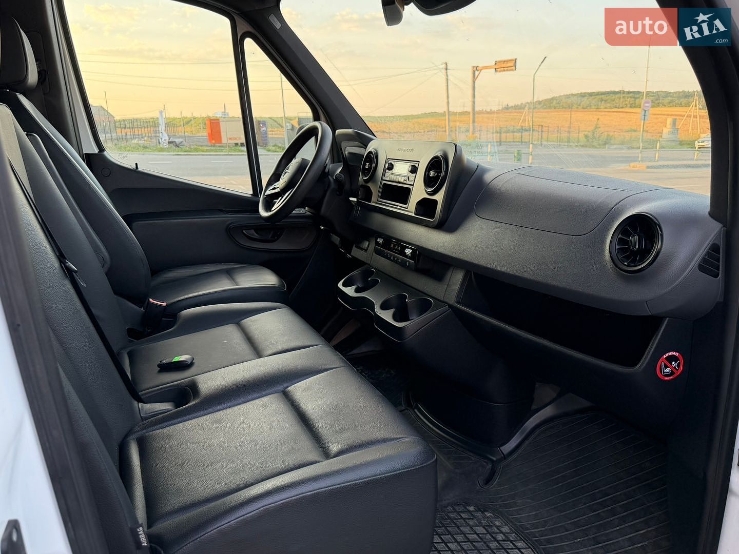 Mercedes-Benz Sprinter 2020 VIN WD3BF1CD2KP111794 фото оголошення 26 з 29