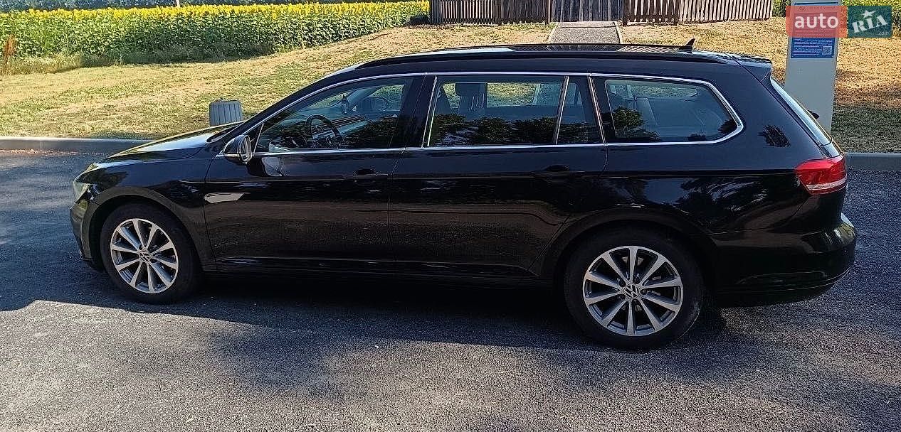 Volkswagen Passat 2015 VIN WVWZZZ3CZGE027283 фото оголошення 2 з 10
