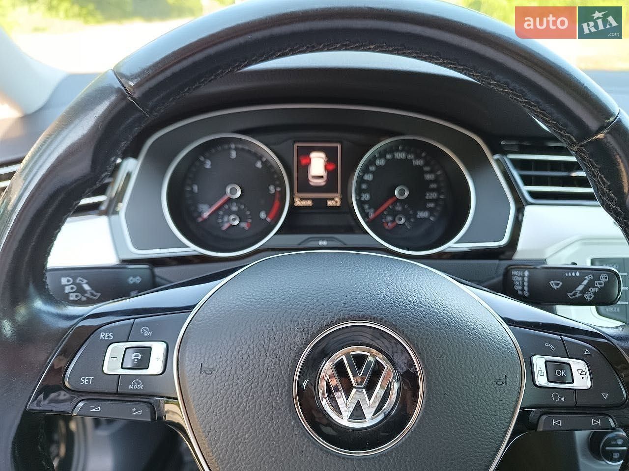 Volkswagen Passat 2015 VIN WVWZZZ3CZGE027283 фото оголошення 5 з 10