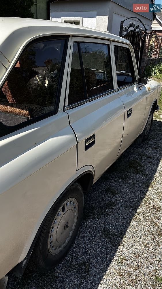 ІЖ 21251 Комби 1990 VIN XTK212510L0240139 фото оголошення 4 з 9