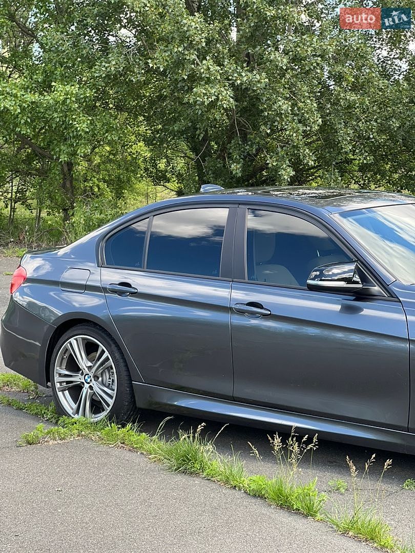 BMW 3 Series 2012 VIN WBA3B3C5XDF532632 фото оголошення 3 з 16