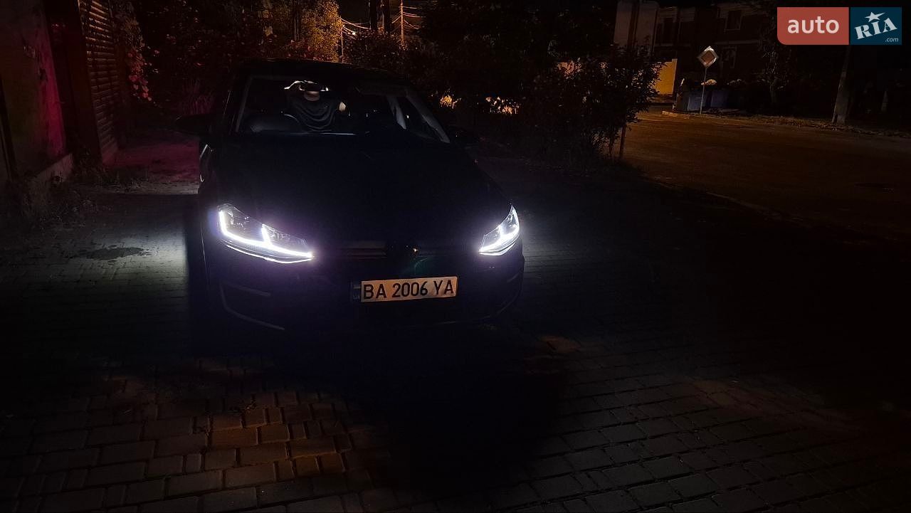 Volkswagen e-Golf 2017 VIN WVWZZZAUZJW901483 фото оголошення 5 з 30