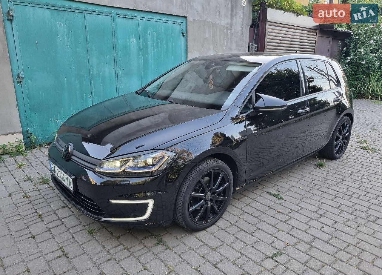 Volkswagen e-Golf 2017 VIN WVWZZZAUZJW901483 фото оголошення 11 з 30