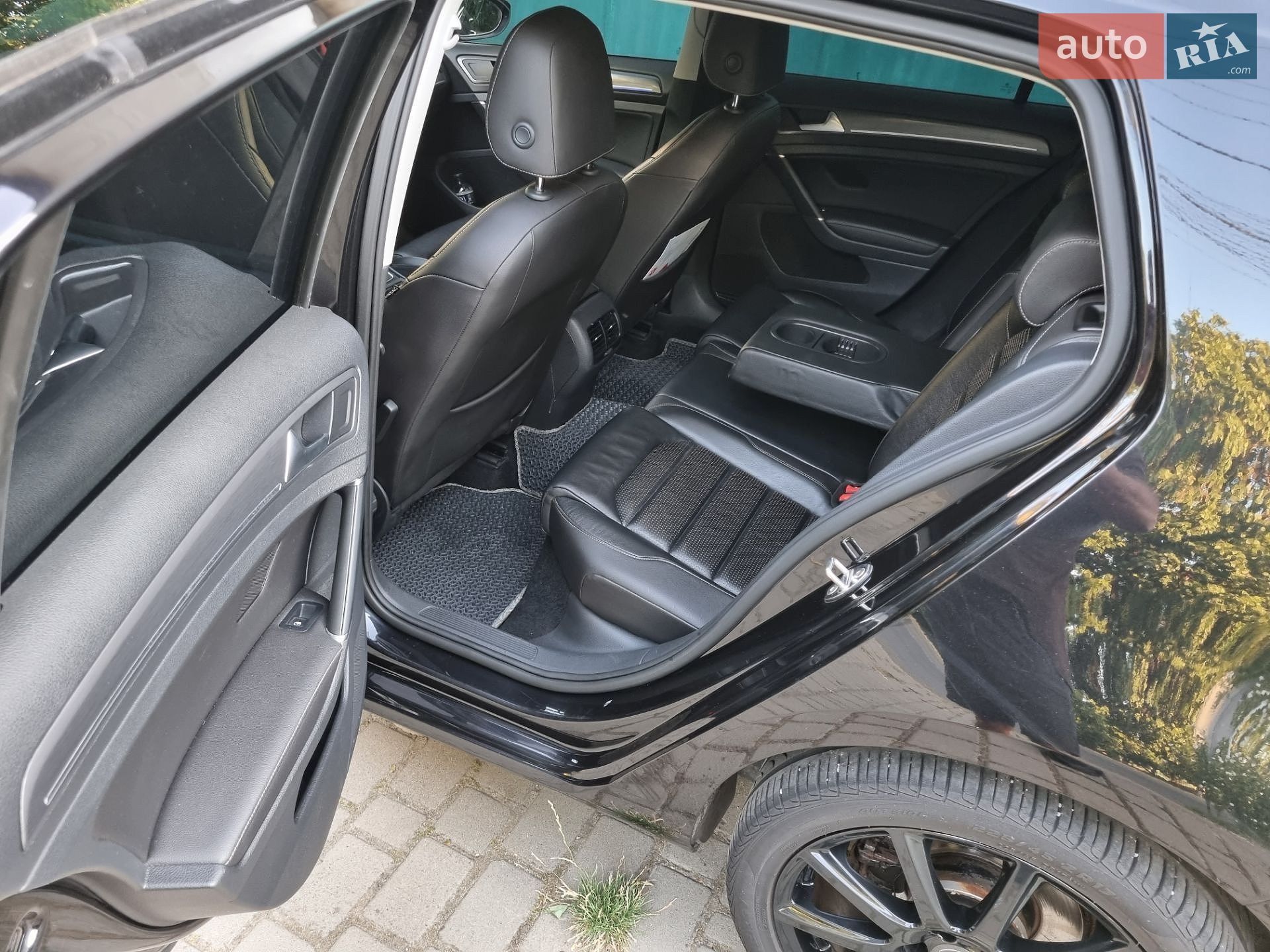 Volkswagen e-Golf 2017 VIN WVWZZZAUZJW901483 фото оголошення 20 з 30