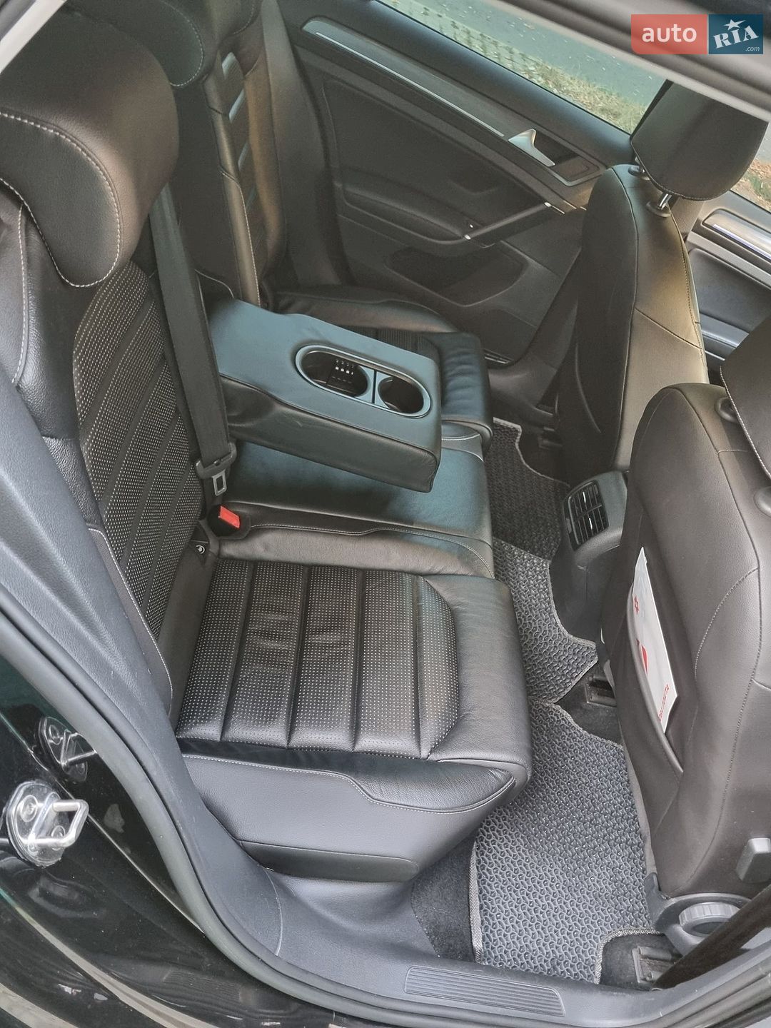 Volkswagen e-Golf 2017 VIN WVWZZZAUZJW901483 фото оголошення 24 з 30