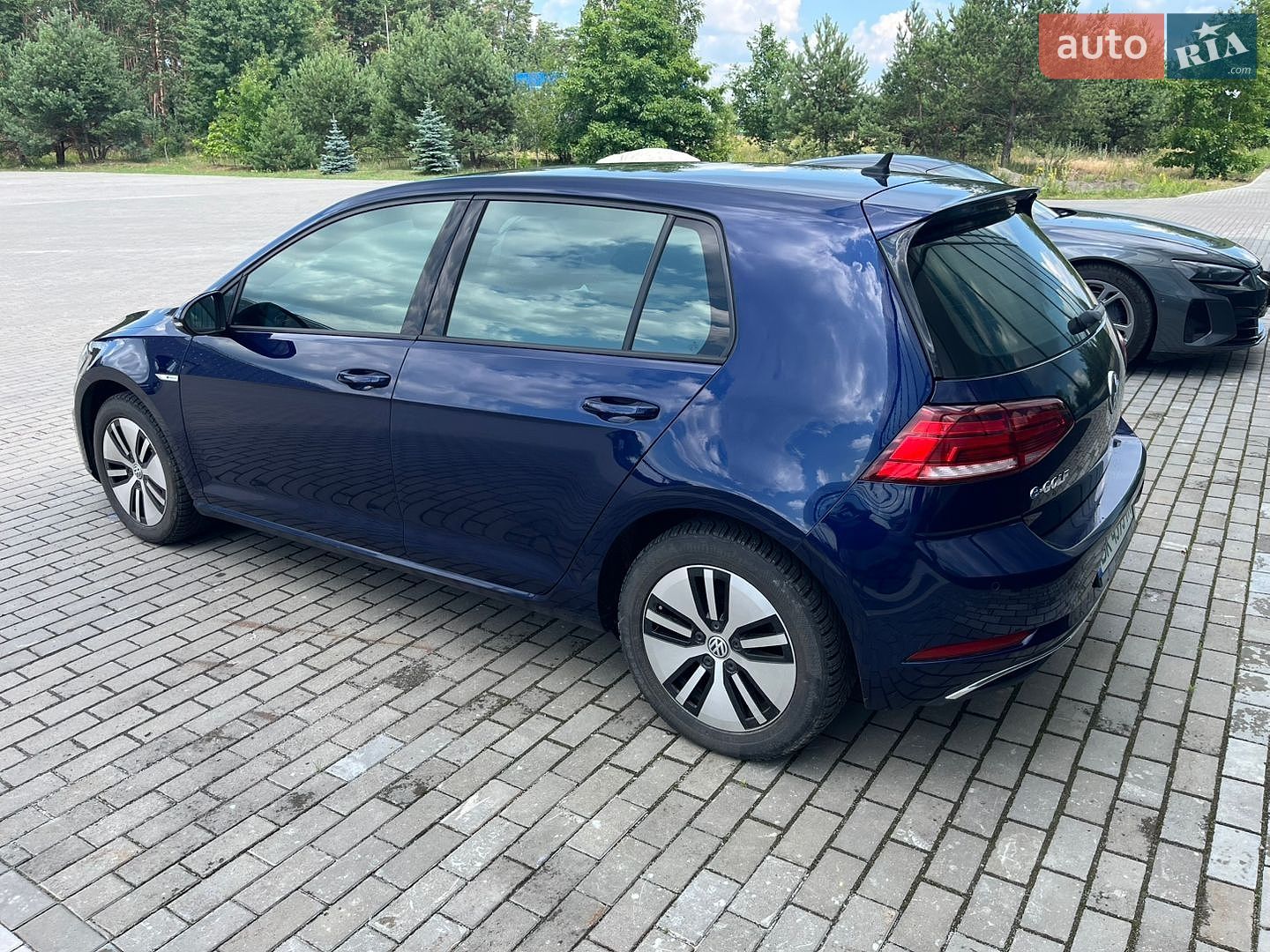 Volkswagen e-Golf 2018 VIN WVWZZZAUZJ8908453 фото оголошення 11 з 27