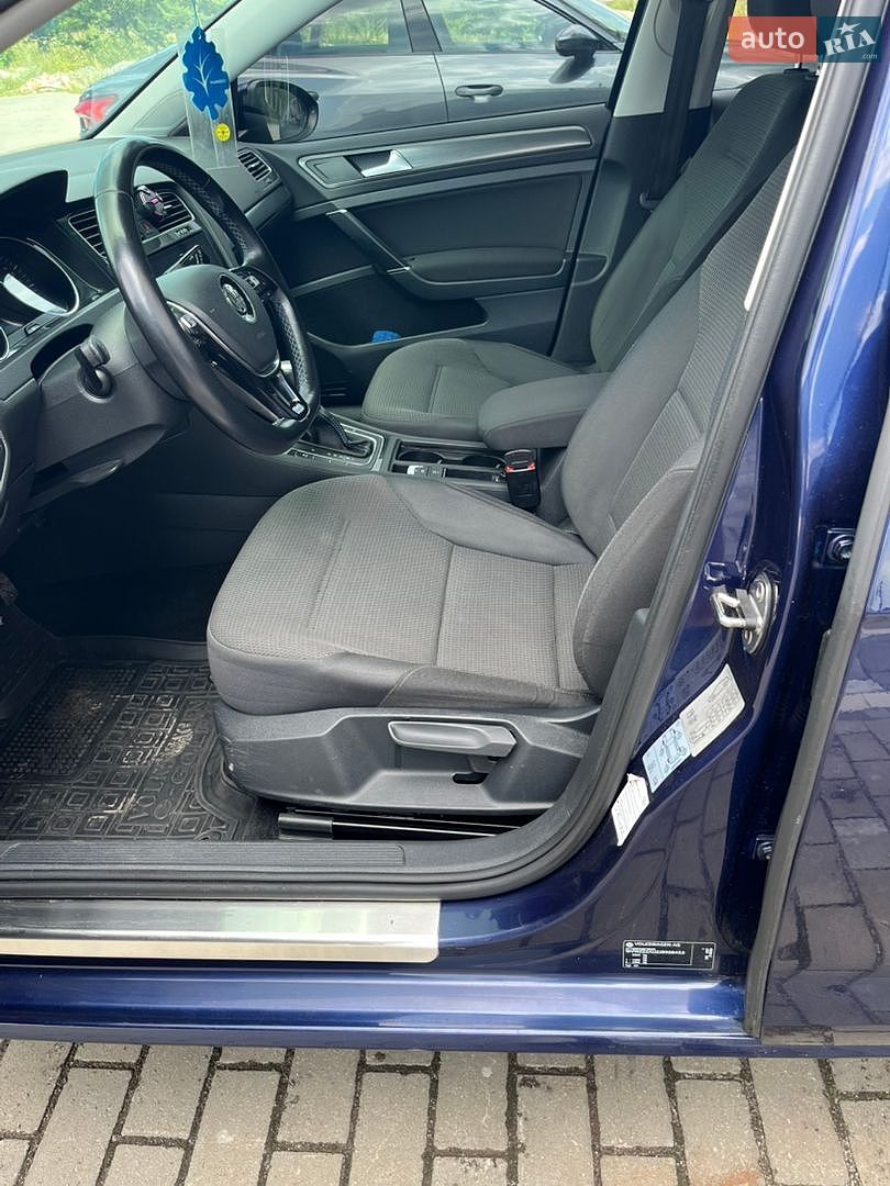 Volkswagen e-Golf 2018 VIN WVWZZZAUZJ8908453 фото оголошення 15 з 27