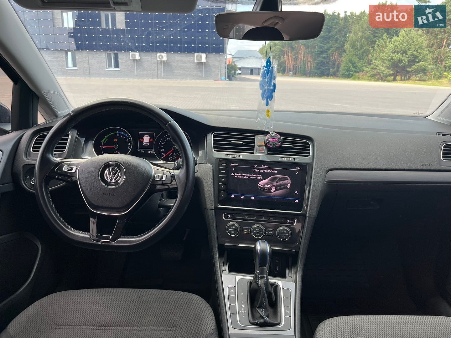 Volkswagen e-Golf 2018 VIN WVWZZZAUZJ8908453 фото оголошення 24 з 27