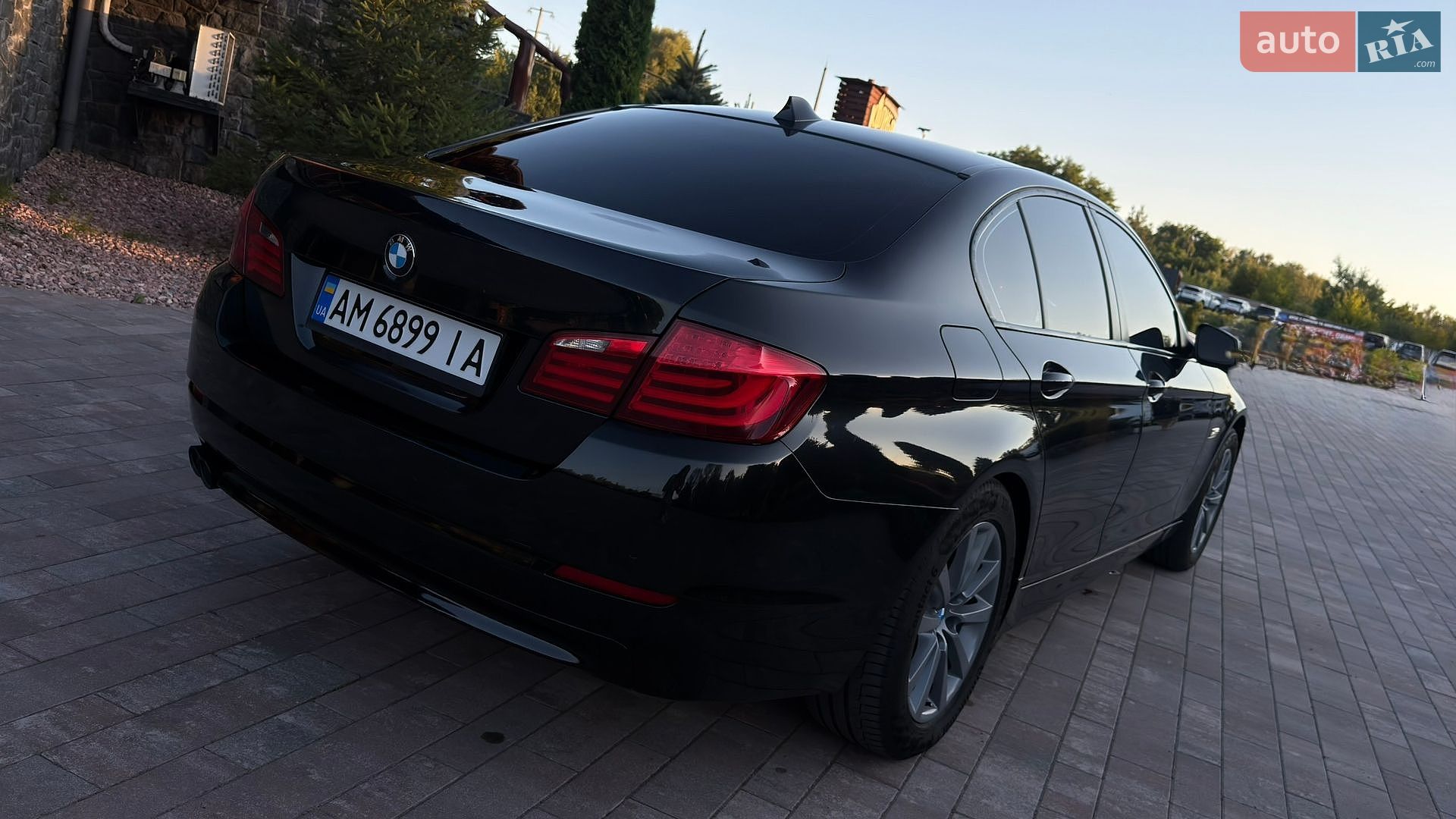 BMW 5 Series 2011 VIN WBAFW11060DU31154 фото оголошення 10 з 58