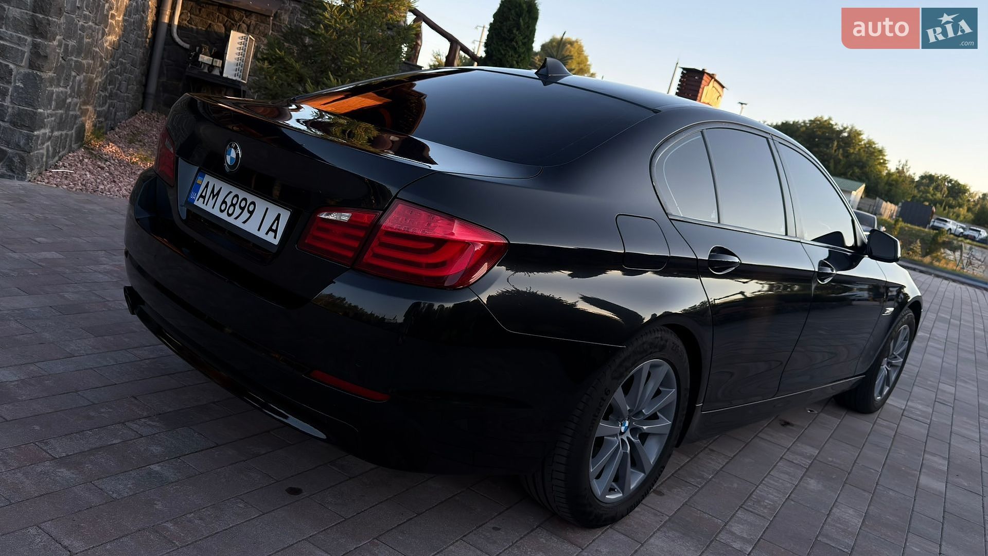 BMW 5 Series 2011 VIN WBAFW11060DU31154 фото оголошення 9 з 58