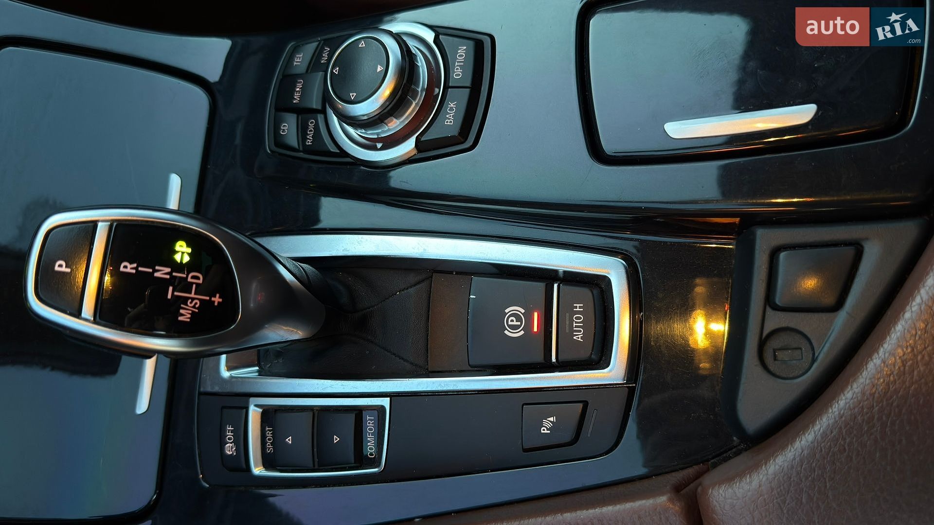 BMW 5 Series 2011 VIN WBAFW11060DU31154 фото оголошення 35 з 58