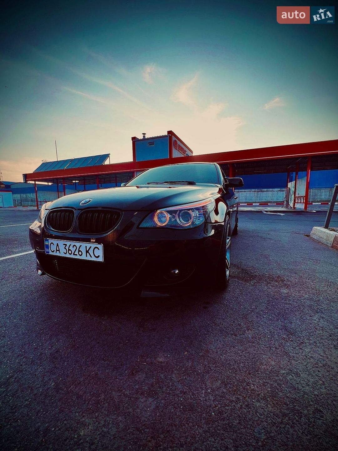 BMW 5 Series 2005 VIN WBANF71040CC76658 фото оголошення 4 з 9