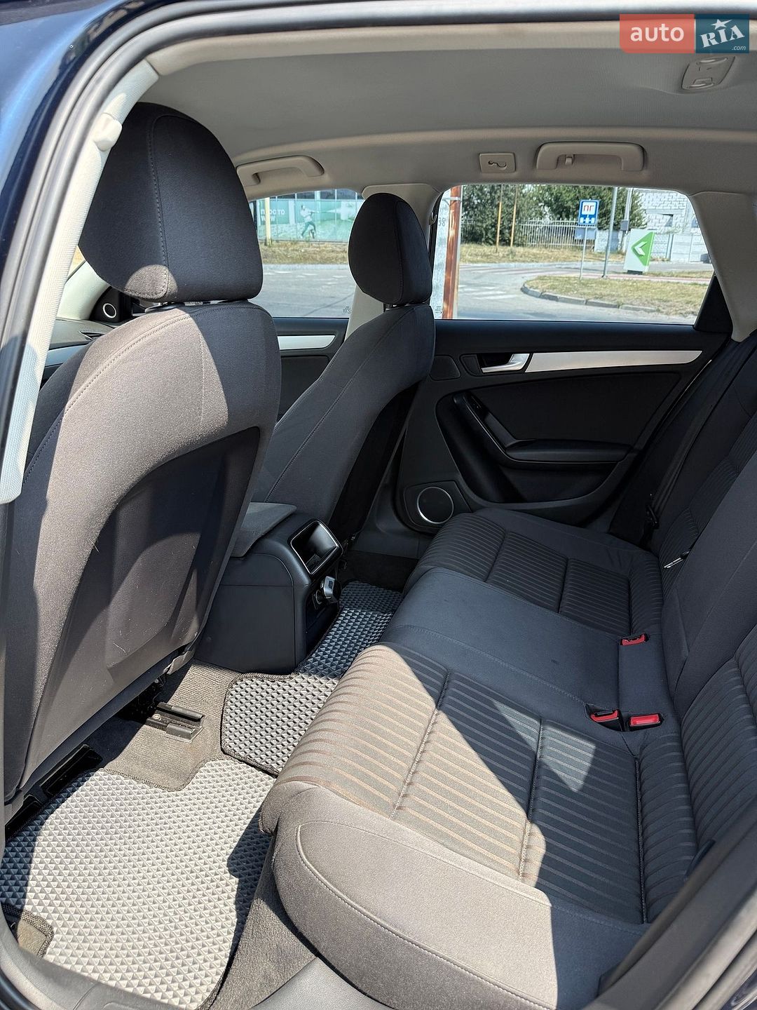 Audi A4 2010 VIN WAUZZZ8K6AA117727 фото оголошення 10 з 26