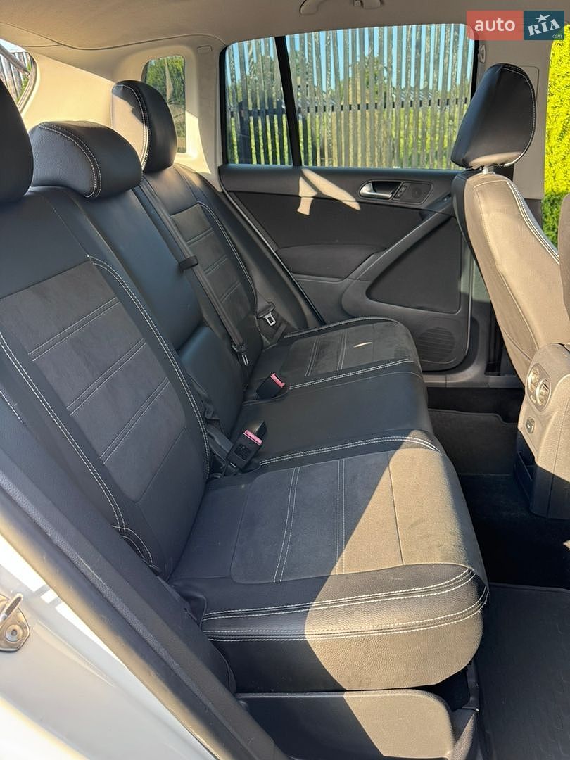 Volkswagen Tiguan 2012 VIN WVGAV7AX1CW611064 фото оголошення 19 з 23