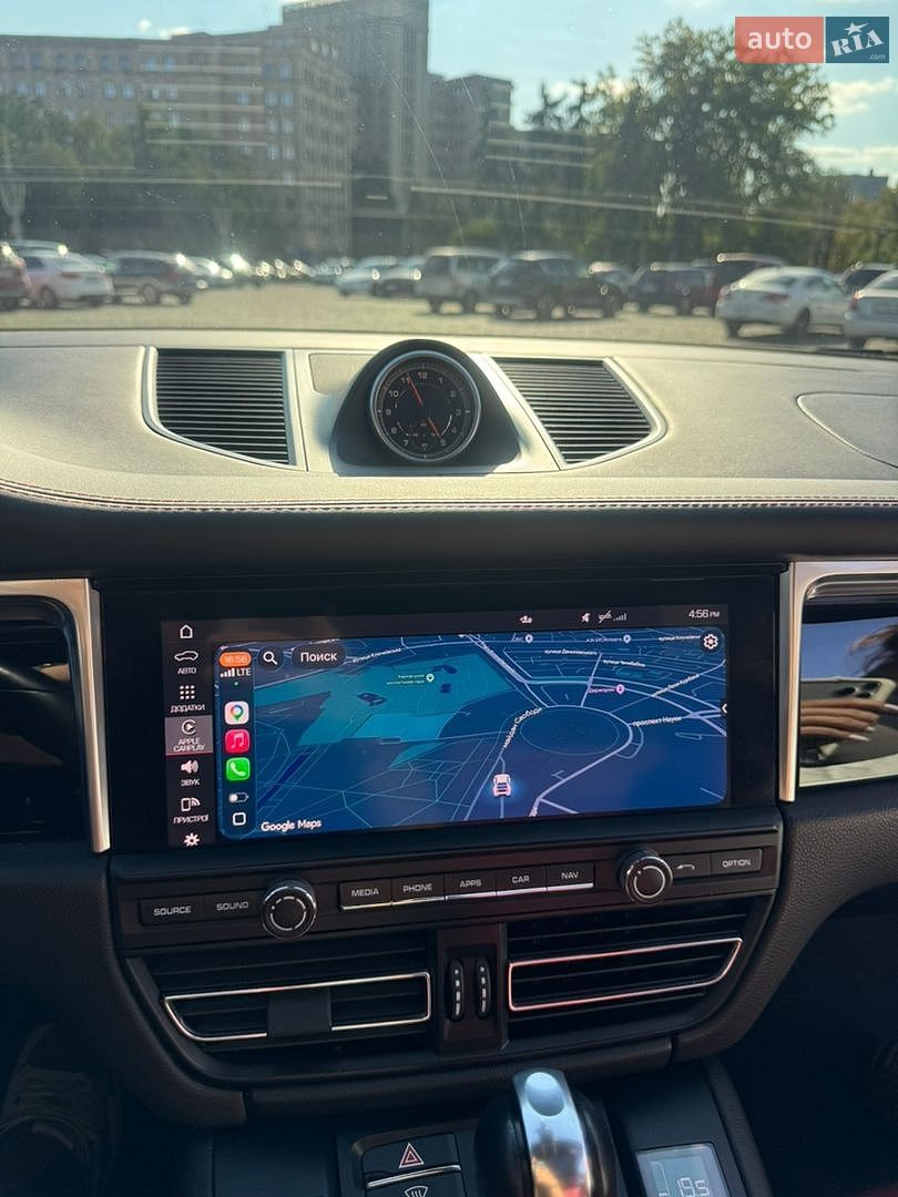 Porsche Macan 2019 VIN WP1AA2A58KLB08213 фото оголошення 8 з 10
