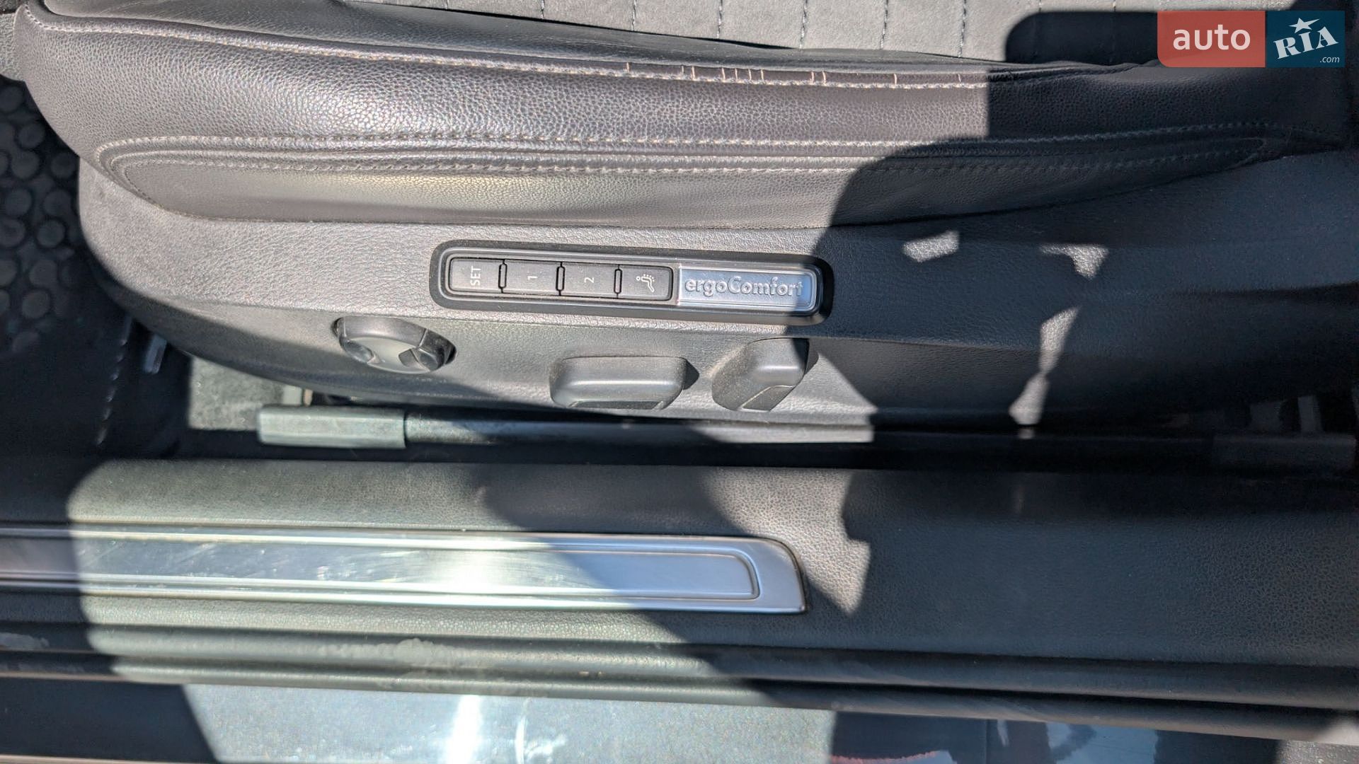 Volkswagen Passat 2018 VIN WVWZZZ3CZKE021566 фото оголошення 20 з 25