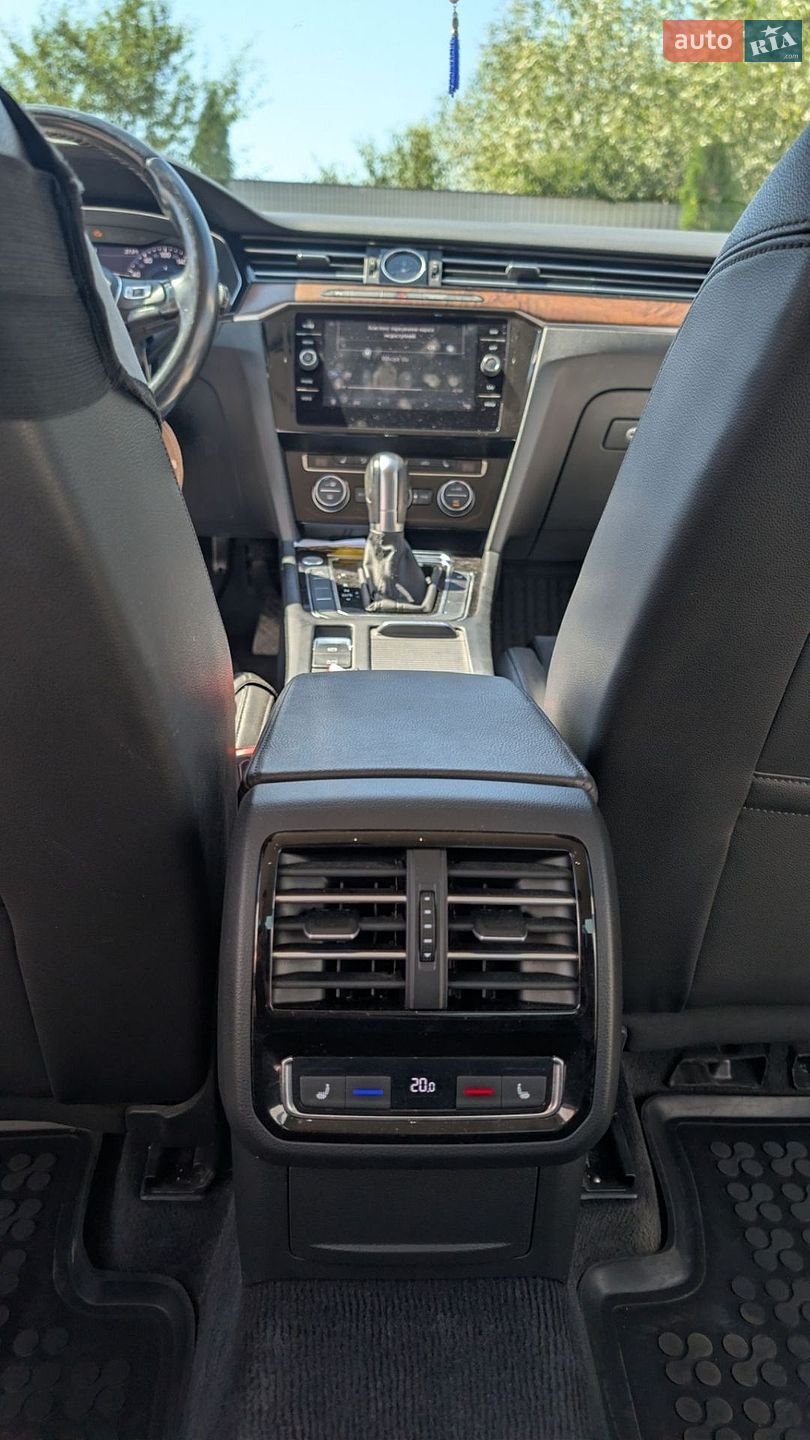 Volkswagen Passat 2018 VIN WVWZZZ3CZKE021566 фото оголошення 22 з 25