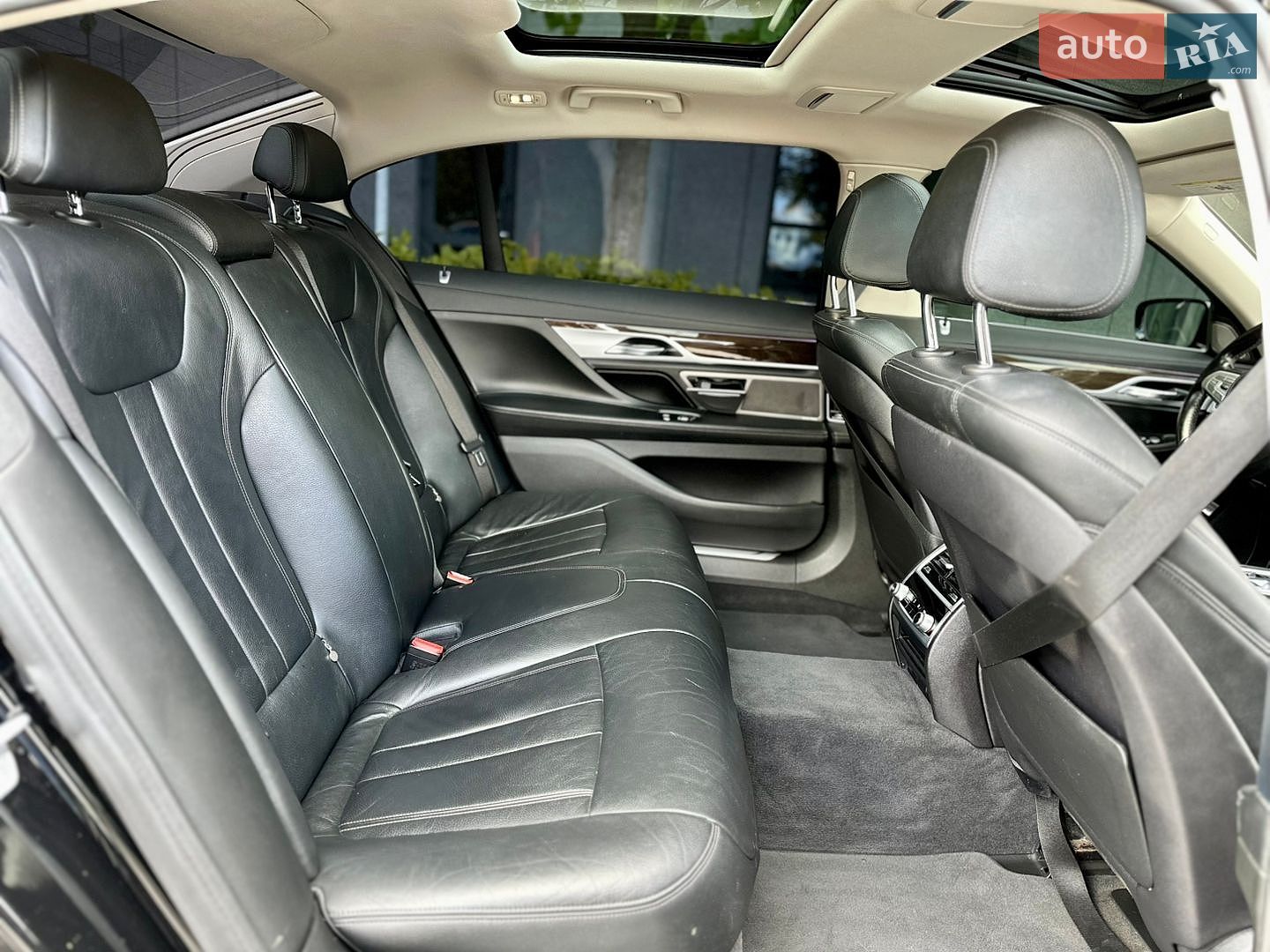 BMW 7 Series 2018 VIN WBA7E2C52KB217833 фото оголошення 21 з 41