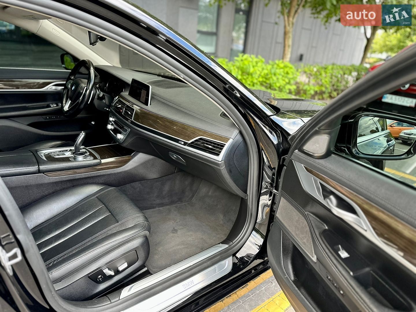 BMW 7 Series 2018 VIN WBA7E2C52KB217833 фото оголошення 22 з 41