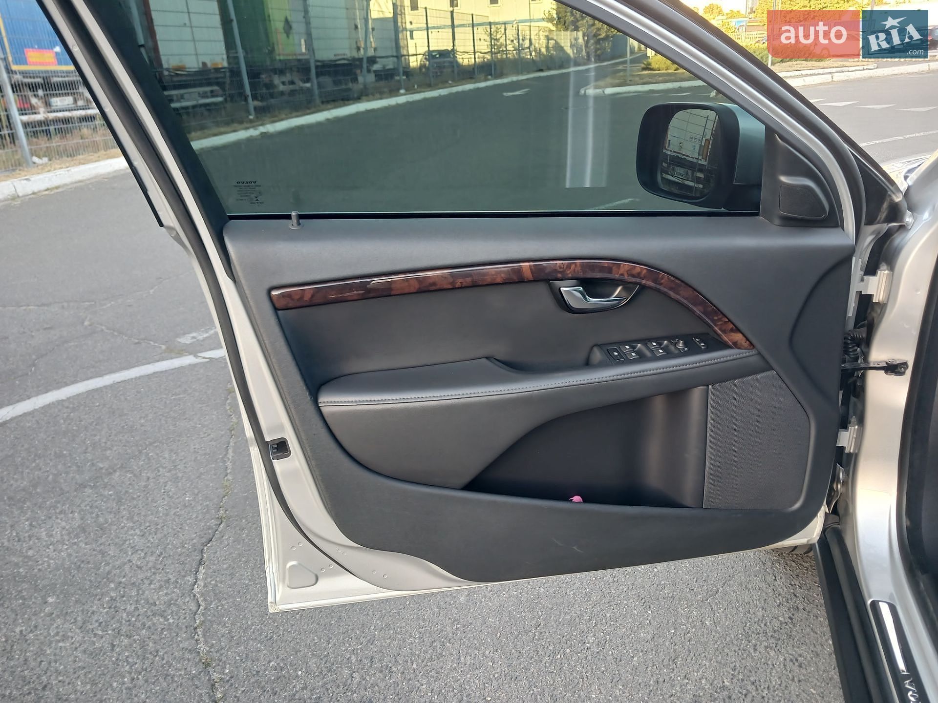 Volvo Xc70 2015 VIN YV440MBK7G1247704 фото оголошення 14 з 22