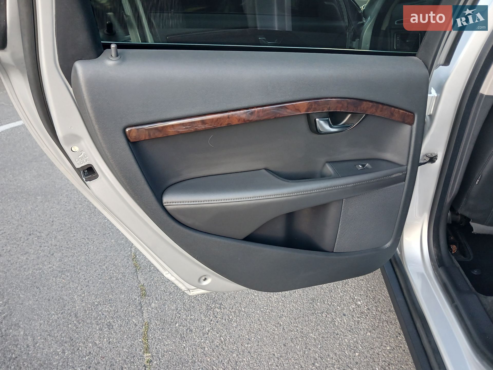 Volvo Xc70 2015 VIN YV440MBK7G1247704 фото оголошення 16 з 22