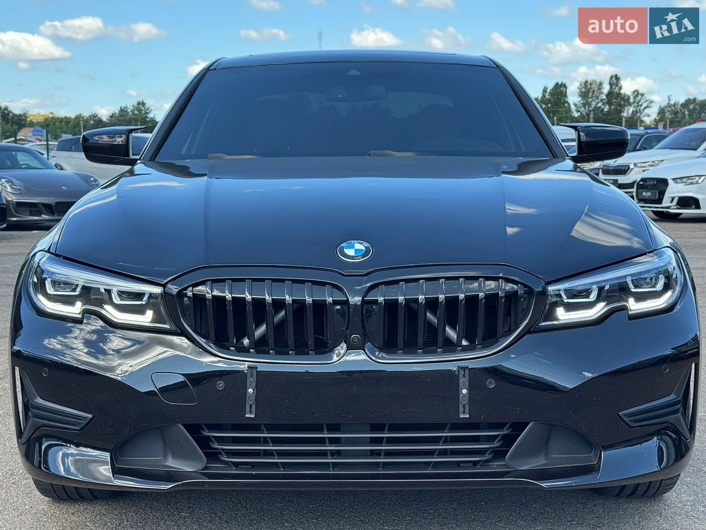 BMW 3 Series 2019 VIN WBA5R7C0XLFH39491 фото оголошення 2 з 19