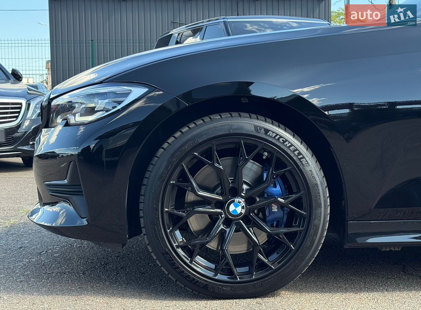 BMW 3 Series 2019 VIN WBA5R7C0XLFH39491 фото оголошення 7 з 19