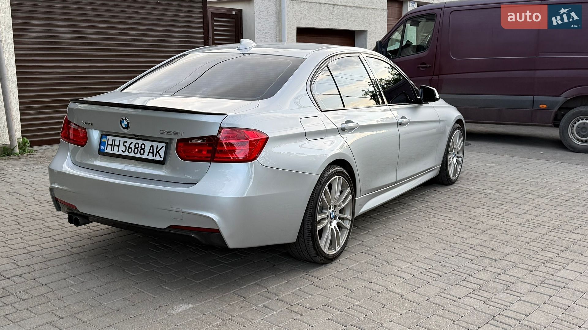 BMW 3 Series 2015 VIN WBA3B3G50FNT18297 фото оголошення 5 з 28