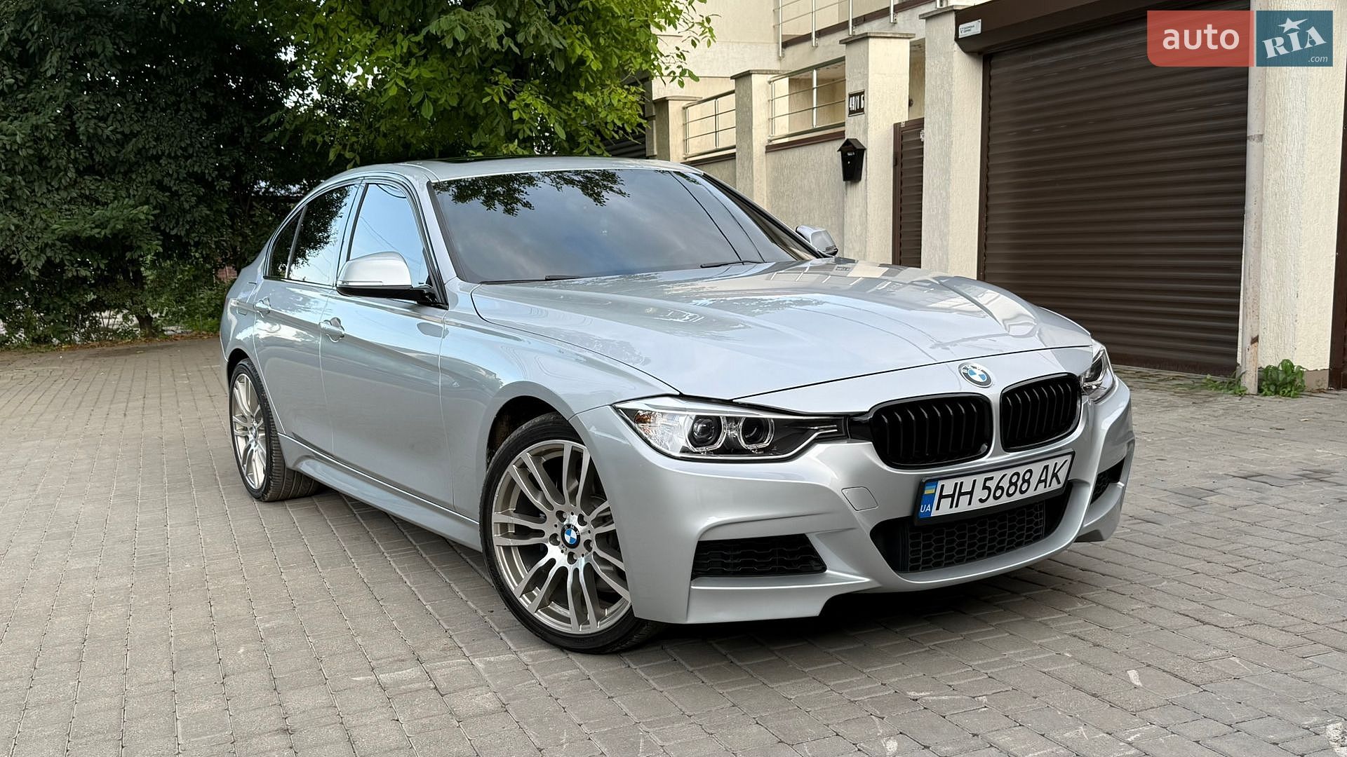 BMW 3 Series 2015 VIN WBA3B3G50FNT18297 фото оголошення 9 з 28