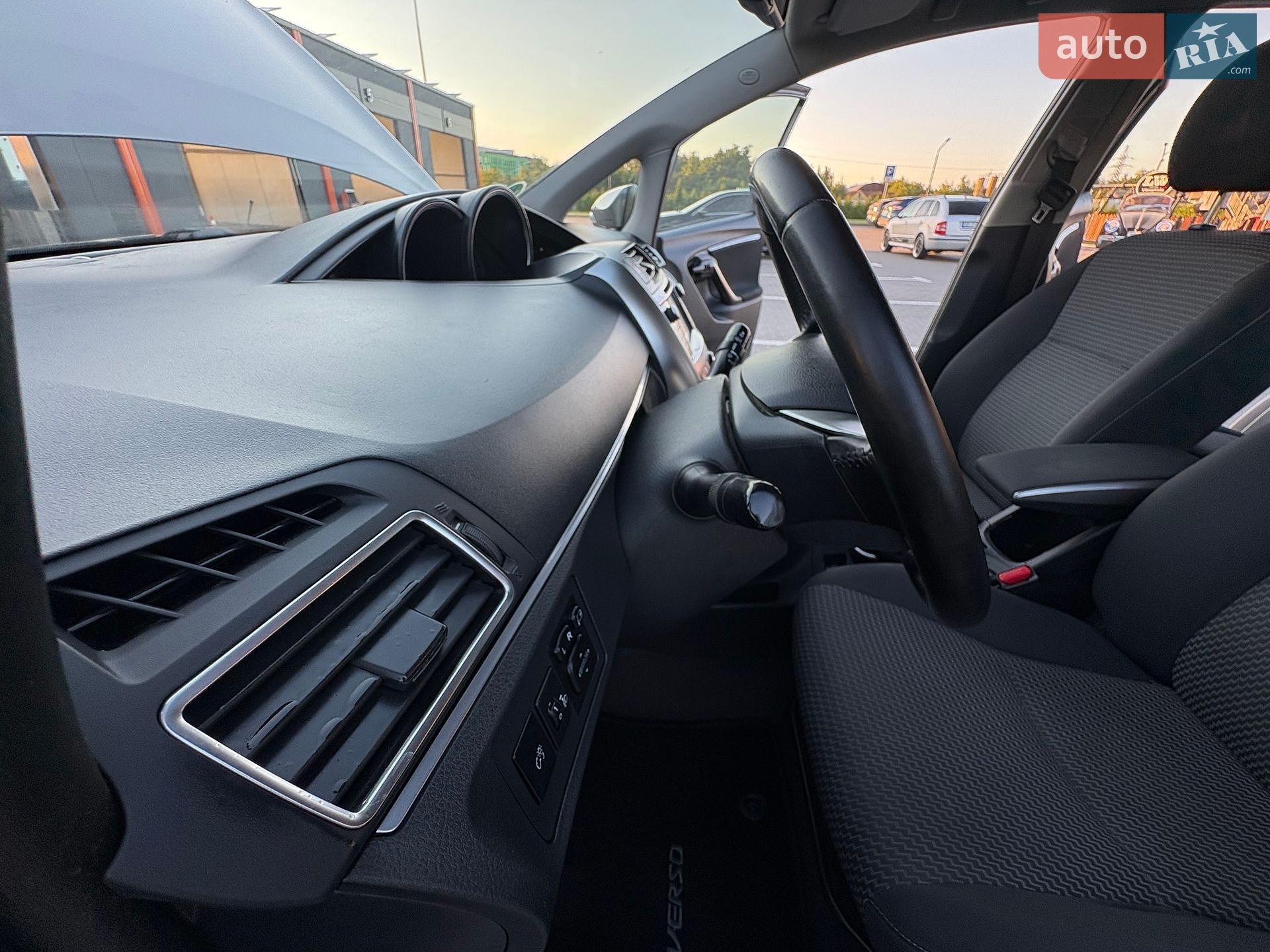 Toyota Verso 2014 VIN NMTDM26R20R012685 фото оголошення 25 з 68