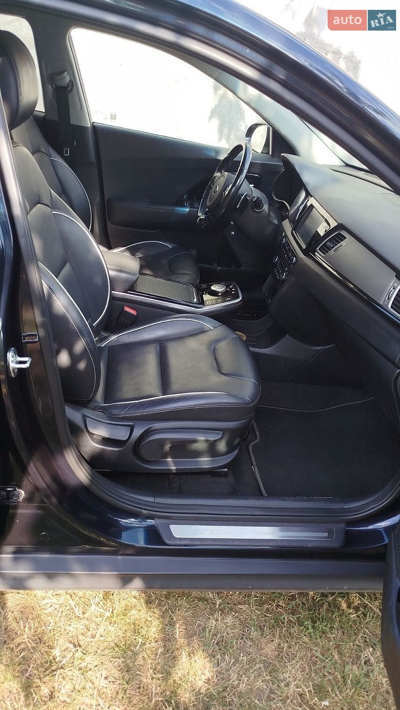 Kia Niro 2019 VIN KNACC81GFK5019371 фото оголошення 16 з 19